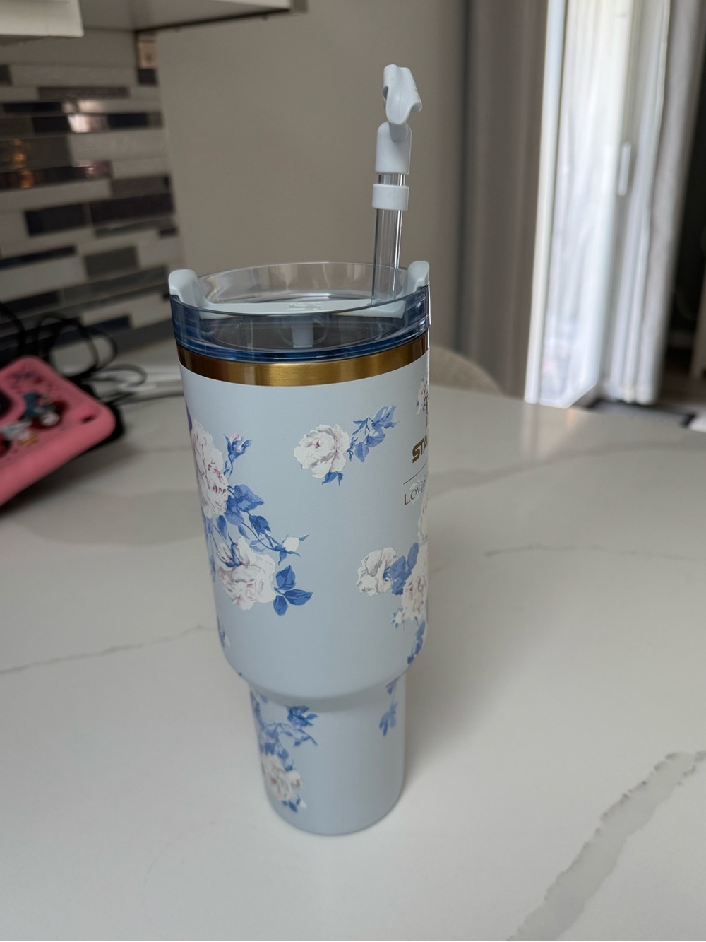 Stanley x Love Shack Fancy Everblooming Rosettes 40oz Quencher - Picture 4 of 6